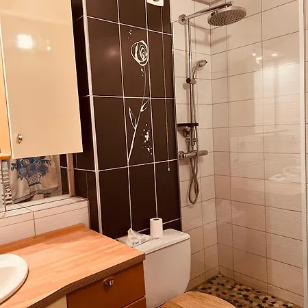 アパート Gem
